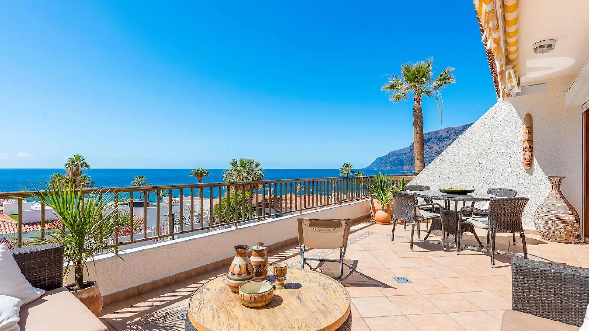 Home With Stunning View By Dream Homes Tenerife Puerto de Santiago