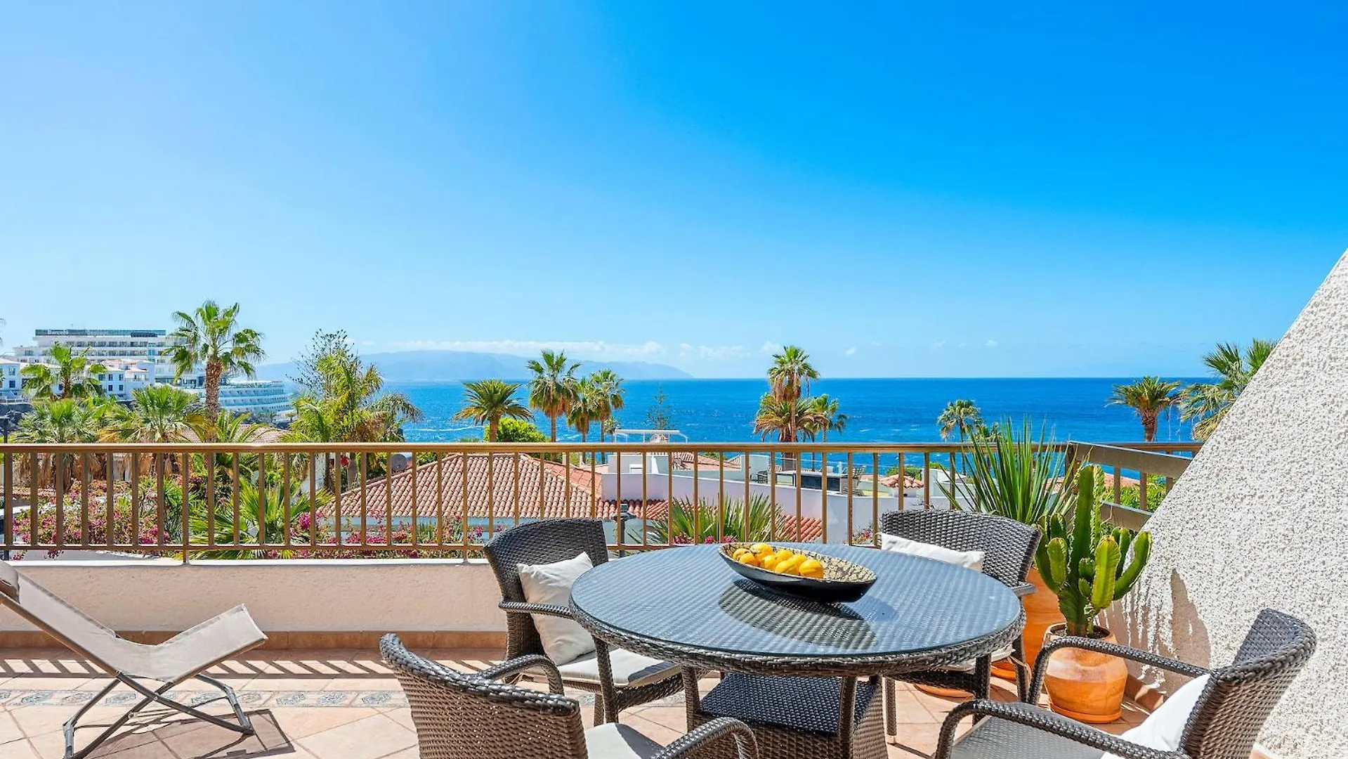 Daire Home With Stunning View By Dream Homes Tenerife Puerto de Santiago